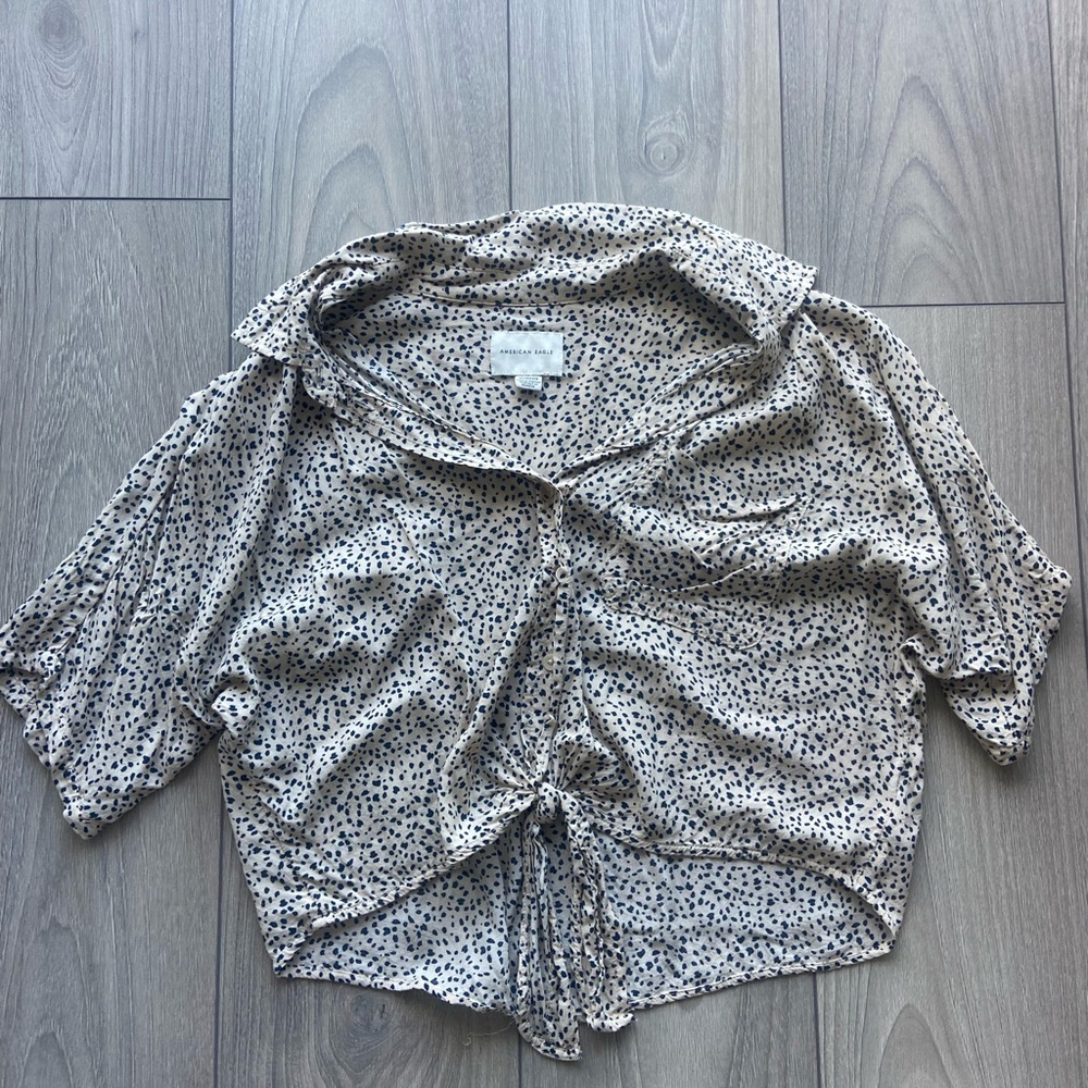 American Eagle Button-up T-shirt with tie